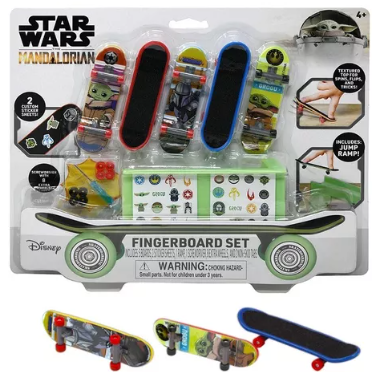 Set de 5 Patinetas de Star Wars Mandalorian 4a+